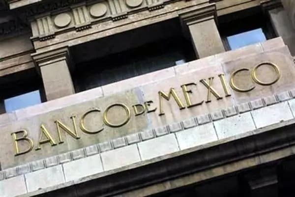Banxico: México vive una situación inédita y de profunda adversidad