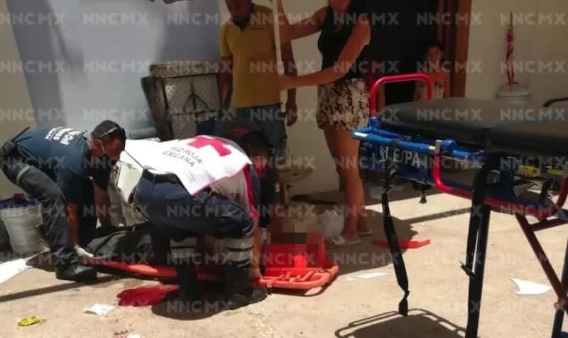 Puerto Vallarta. Fallece jovencito tras caer de un tercer piso en la Bugambilia