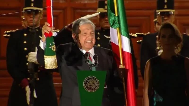El grito de independencia se llevará a cabo con máximo 500 personas en el Zocalo: AMLO
