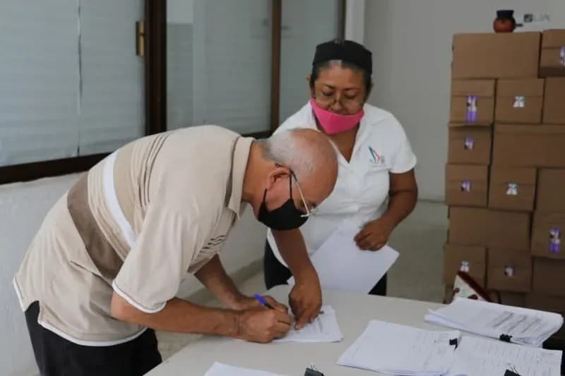 Entrega DIF Apoyo Alimentario a Casi 1 mil 400 Familias Vulnerables