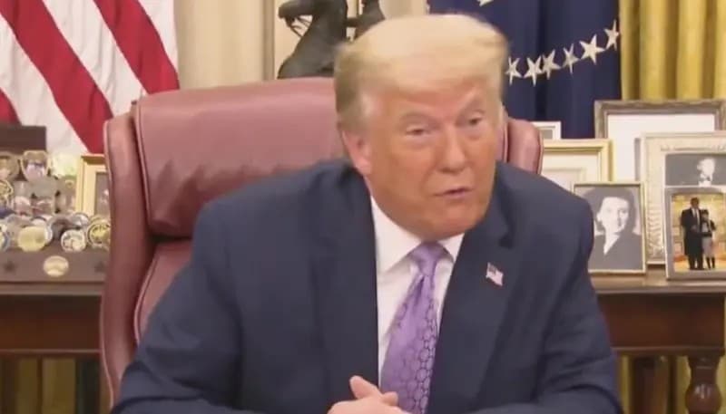 Trump acusa a Rusia de saltarse ensayos de la vacuna Sputnik V