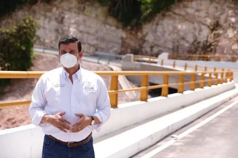 Nayarit. Beneficia Toño Echevarría con obras a habitantes de Huajicori