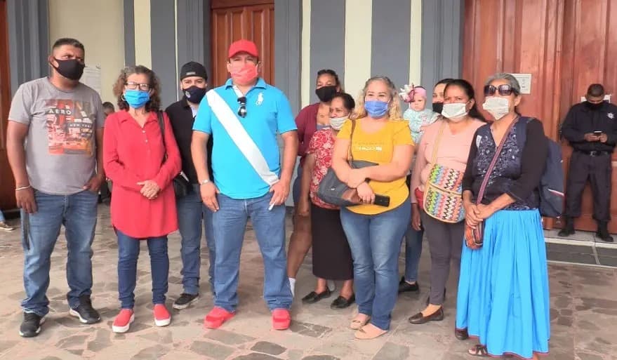 Tepic. Piden comerciantes autorización para reinstalarse a las afueras del Hospital Civil