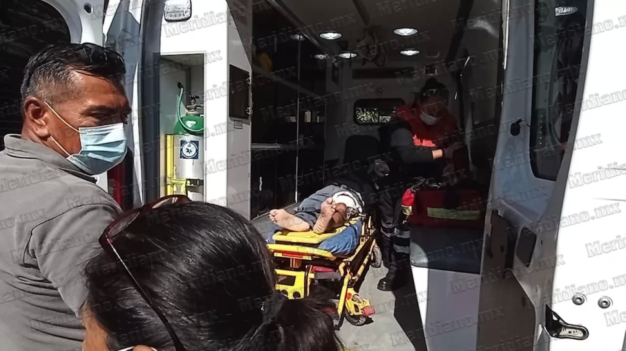 ¡se rebanó la pierna!