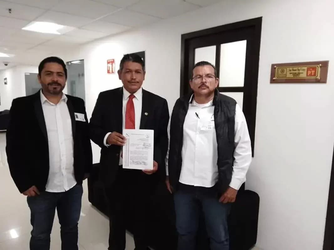 Se solidariza \"Fugio\" Ortiz con las CECYTES