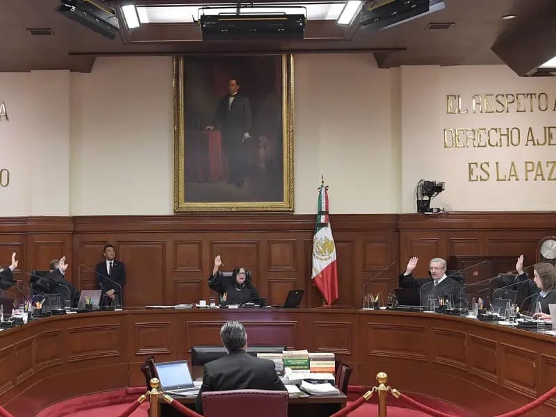 Batea SCJN el plan B de AMLO