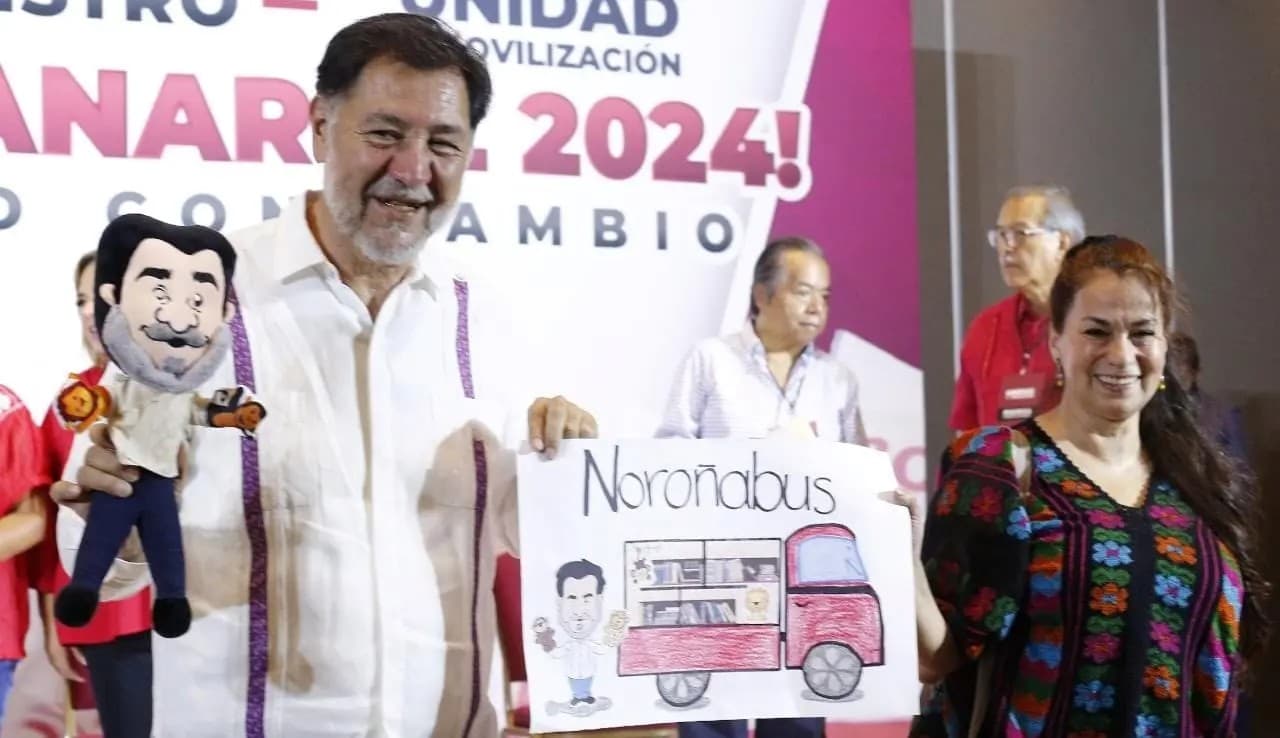 Fernández Noroña formaliza su aspiración presidencial
