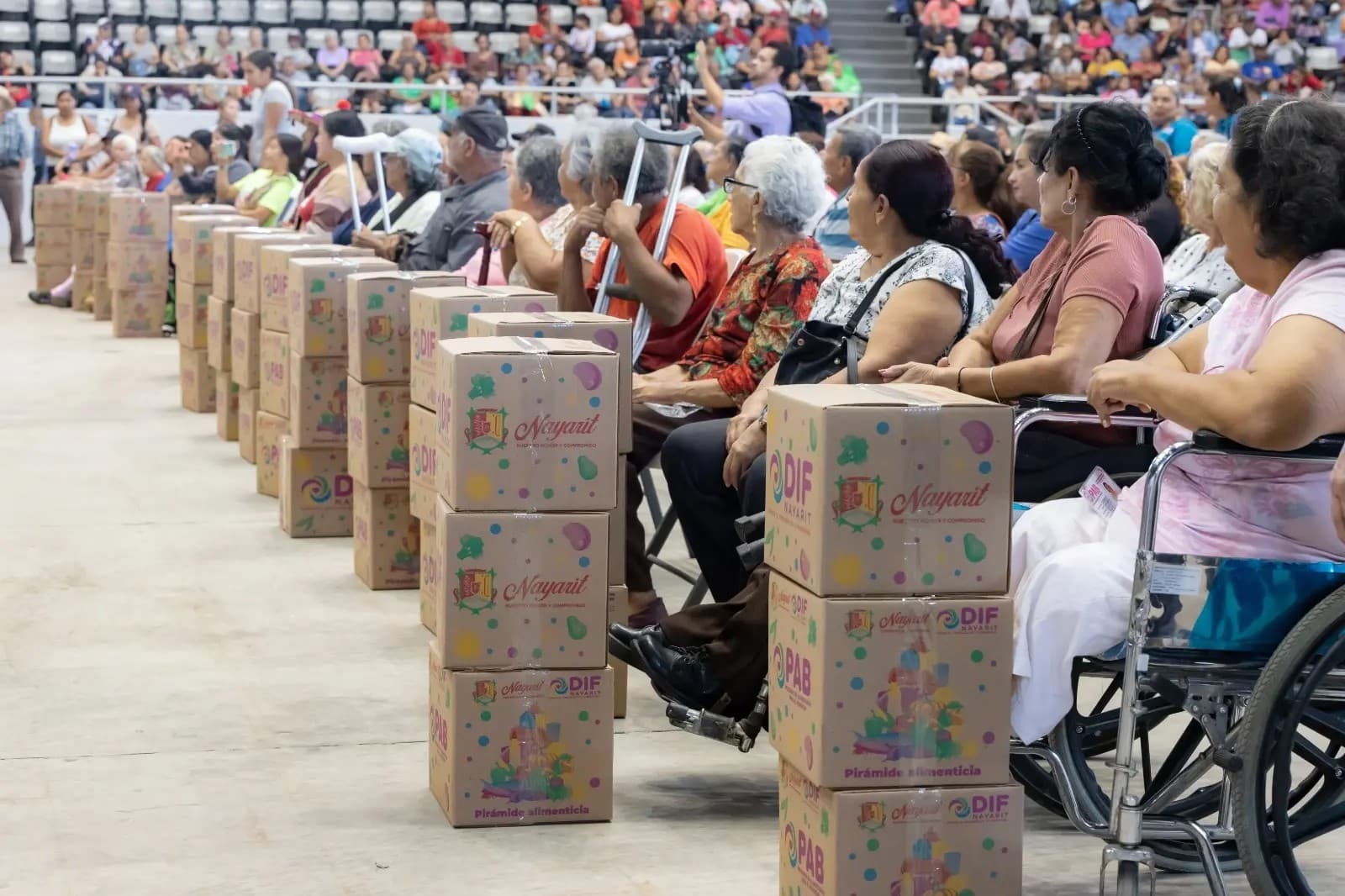 Inicia DIF Nayarit segunda entrega del PAB en Tepic