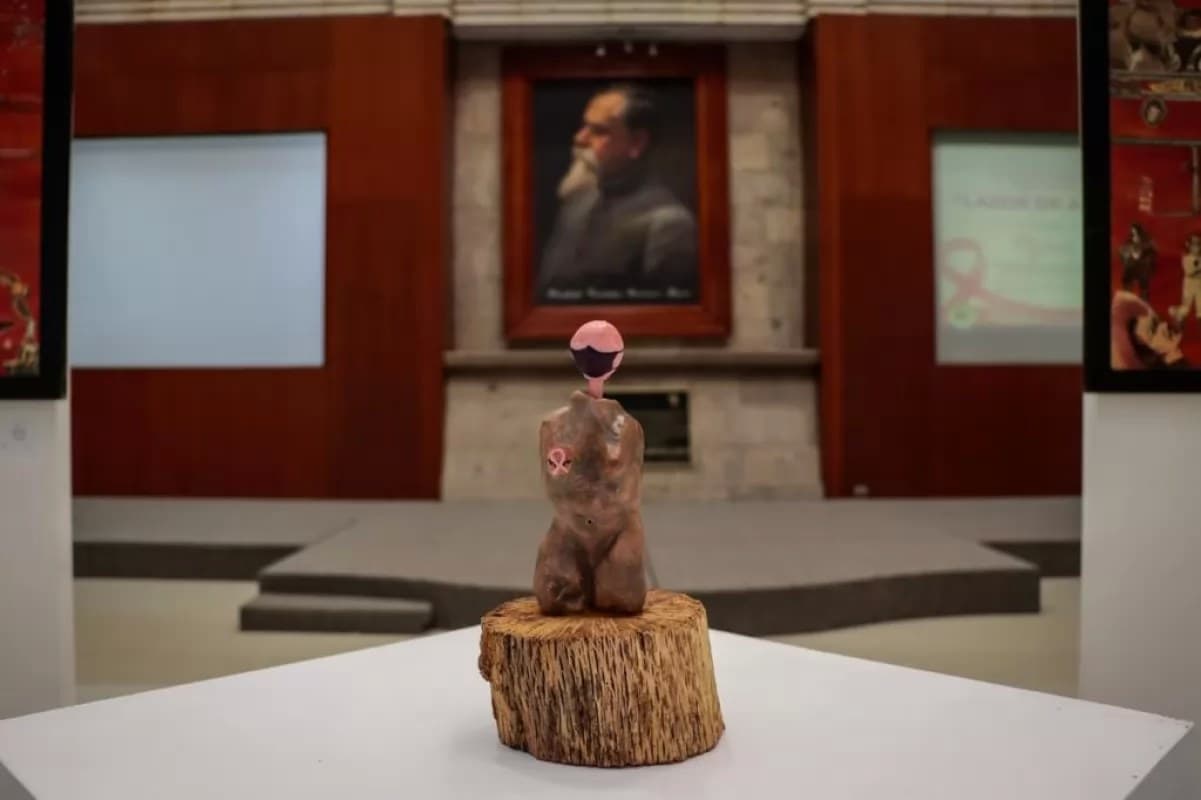 Realizan venta de arte con causa en el Congreso de Nayarit