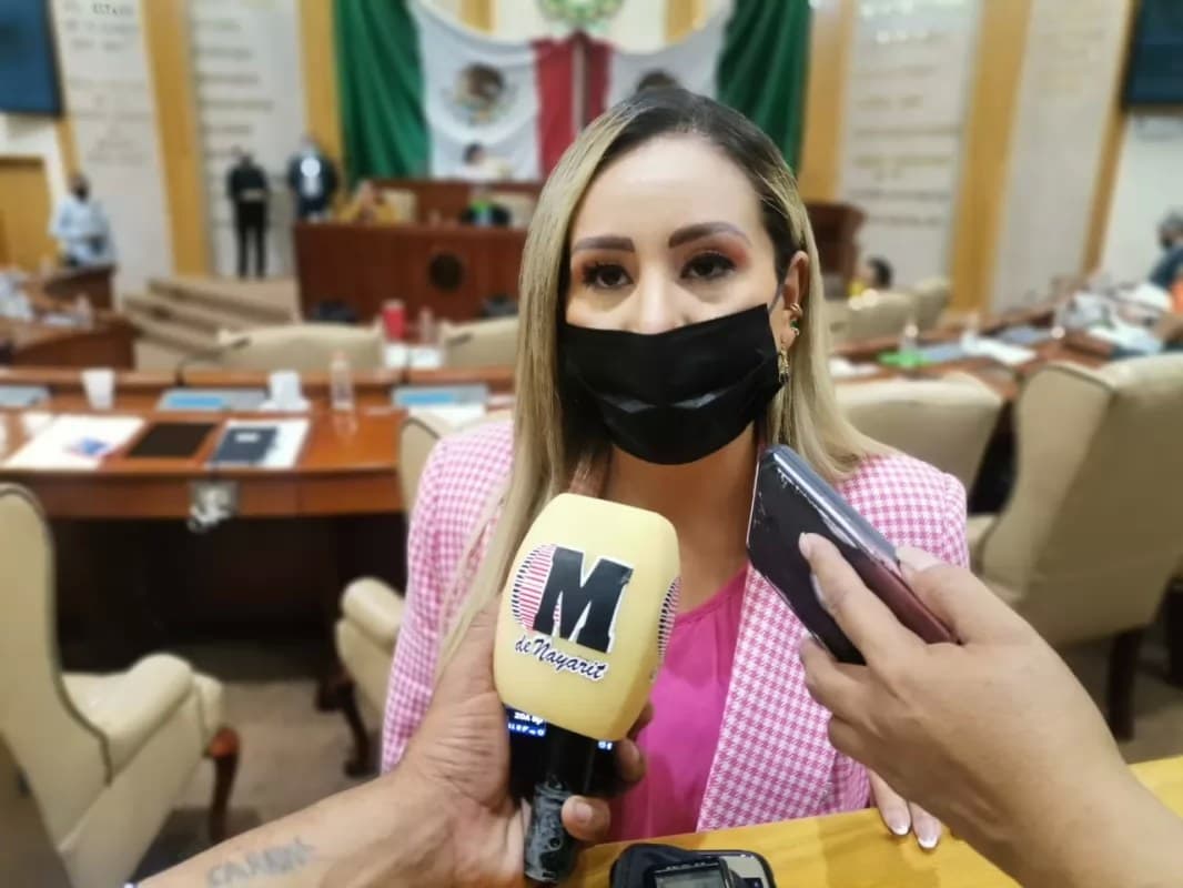 La autoexploración puede salvar tu vida: Diputada