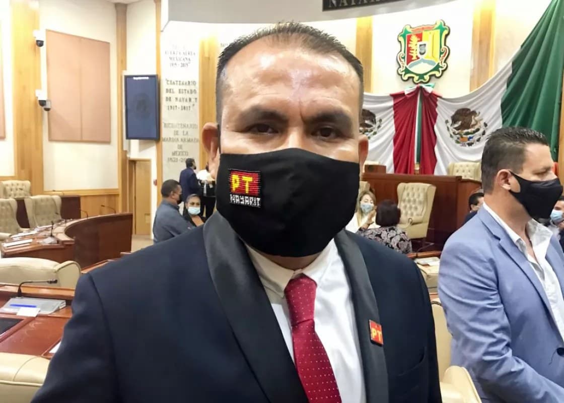 \"Seguiremos de la mano del pueblo\": Teo Preciado