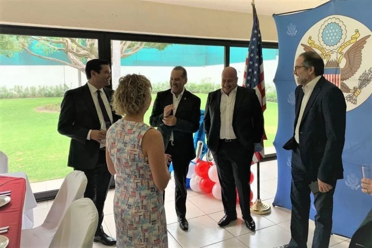 Hablan con EU gobernadores del occidente