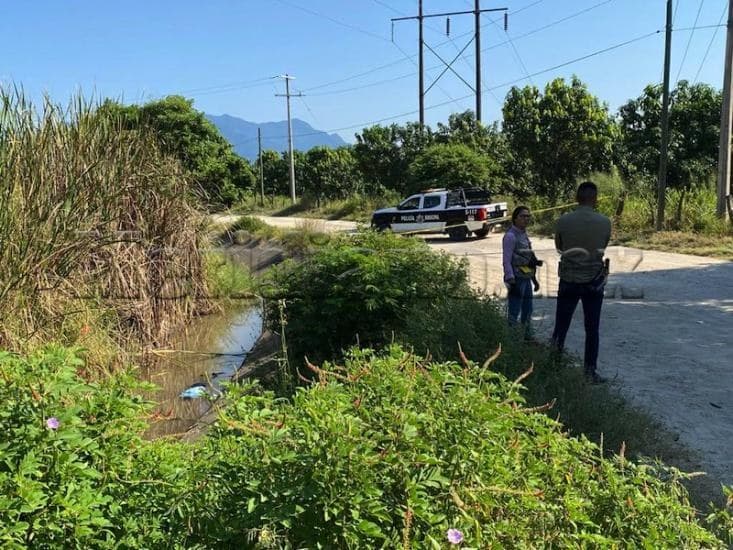 Encuentran cadáver en canal de Valle de Banderas