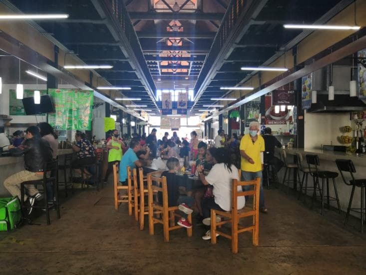 Registran restaurantes del Mercado Morelos repunte de ventas