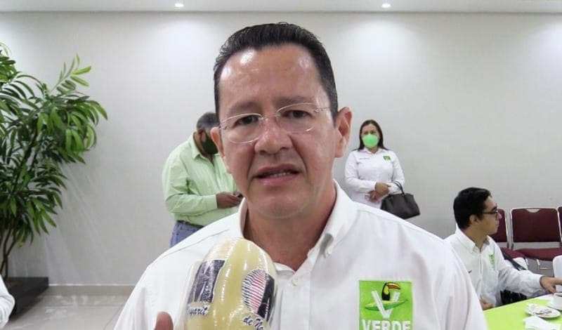 \"Campañas negras contra Navarro Quintero se hacen con saña y maldad\"