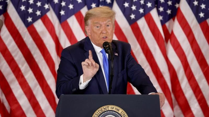 Trump amenaza con impedir el rescate económico previamente aprobado