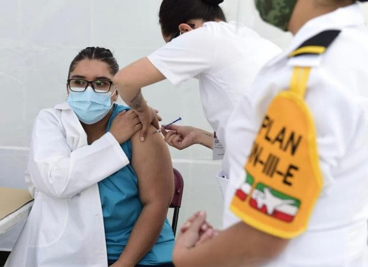 Llegarán más de un millón 200 mil vacunas a México en enero; Descartan casos de nueva cepa