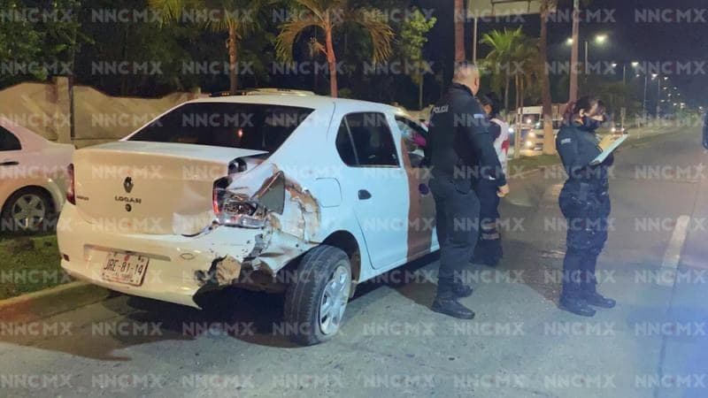 Terrible carambola frente a la Octava Zona Naval en Puerto Vallarta