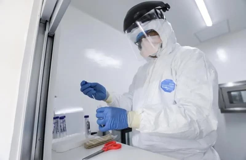 UAQ mantiene desarrollo de vacuna contra Covid-19 con donativos