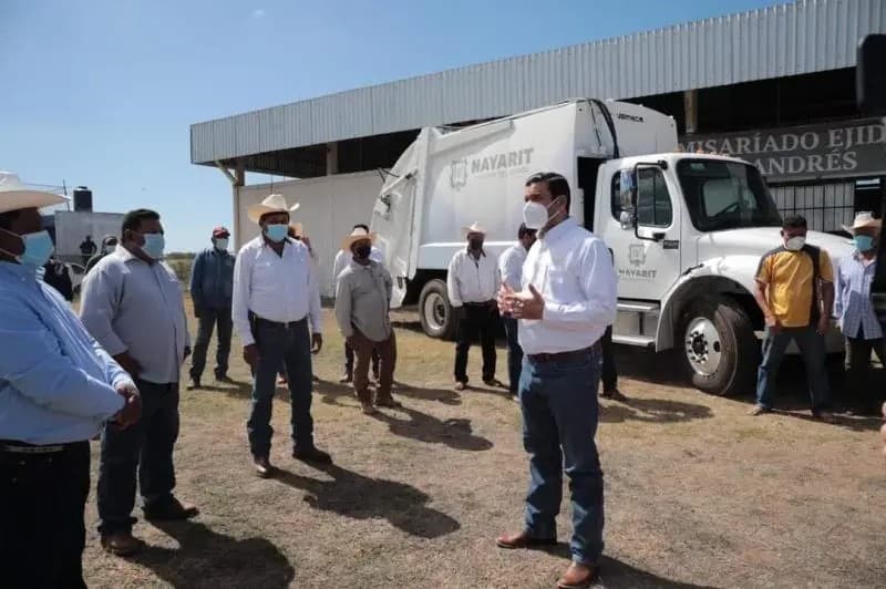 Refuerza Gobernador servicio de recolección de basura en Santiago Ixcuintla