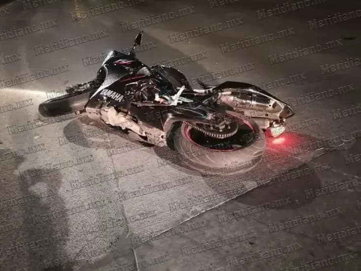 Motociclista sufre aparatoso accidente sobre el Bulevar Gobernadores de Tepic