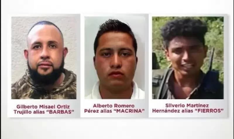 Ofrecen 500 mil pesos por responsables de ejecución de policías en Edomex