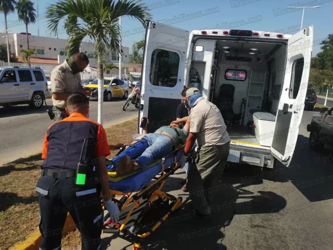 ¡motociclista fracturado en vallarta!