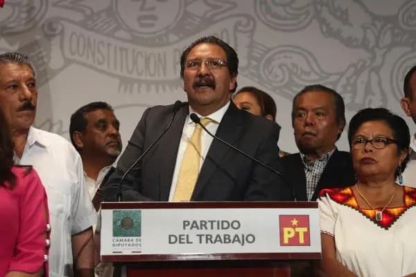 Celebra PT que AMLO done el 25% de su salario ante la pandemia