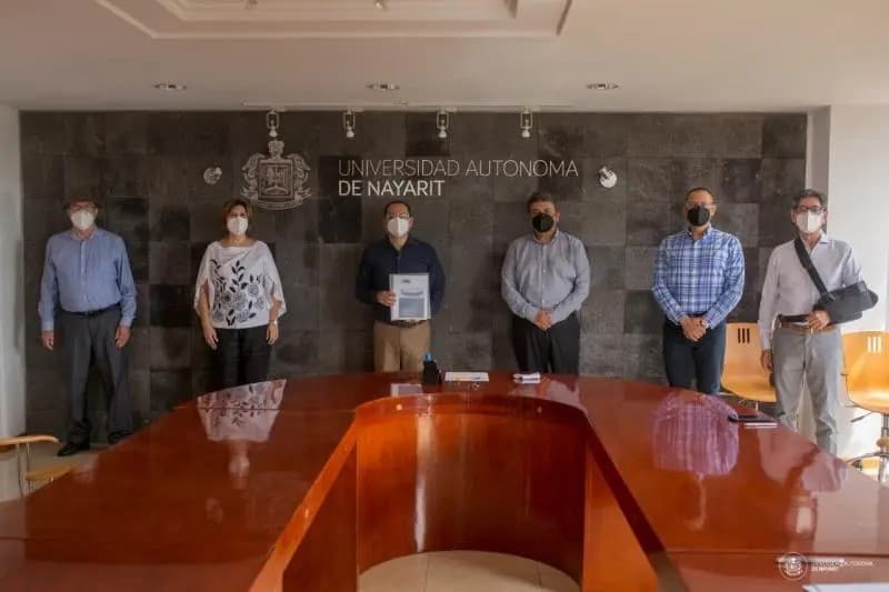 Comisión entrega propuesta para la Reforma Normativa de la UAN