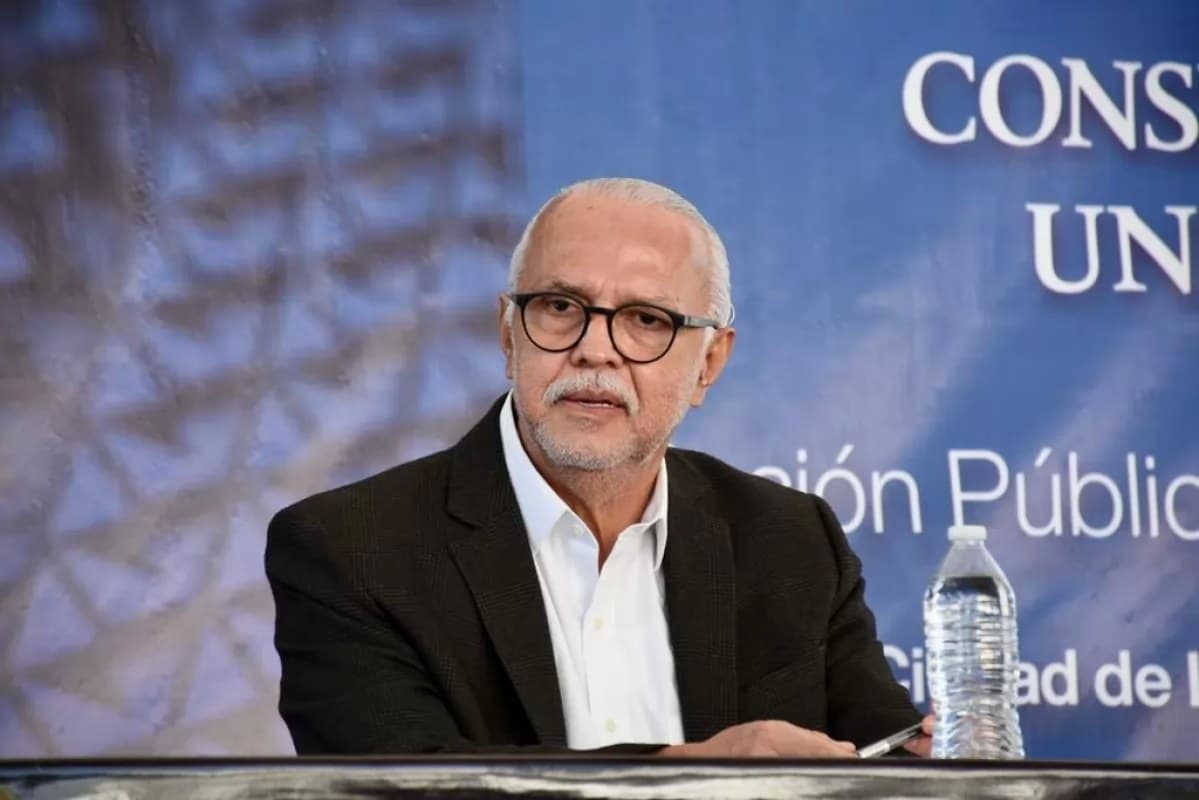 Mi compromiso con la educación pública es de por vida: Gobernador