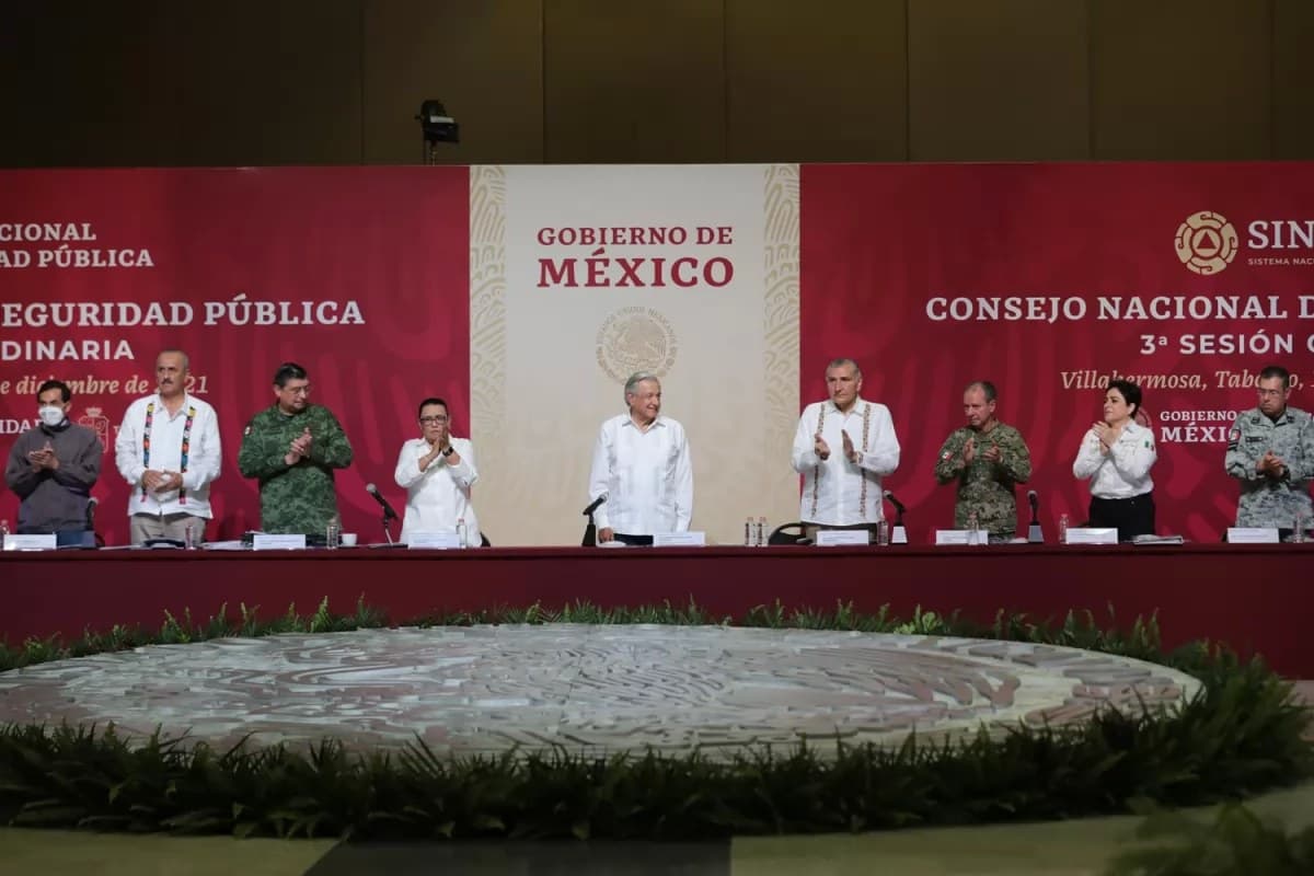 Trabajamos con Estados para pacificar el país: Presidente