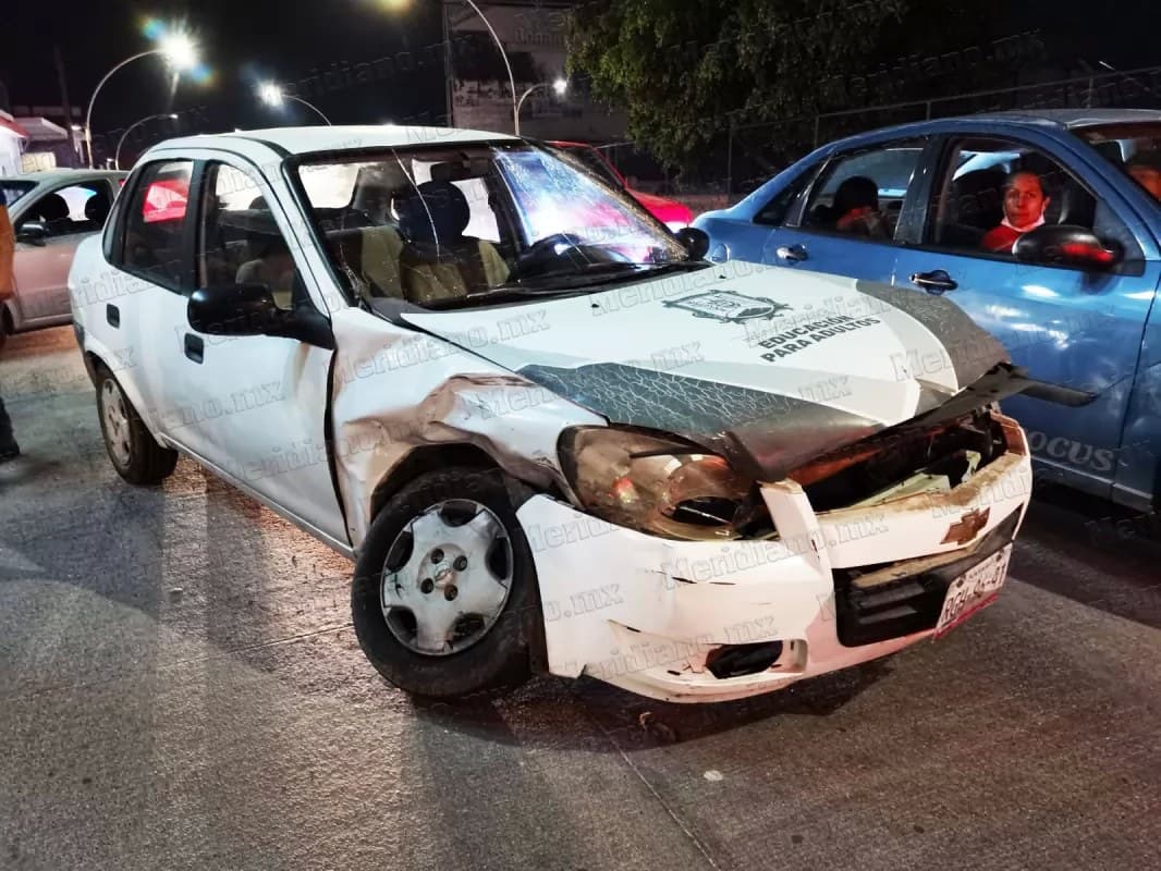 ¡destrozados causaron caos vial!