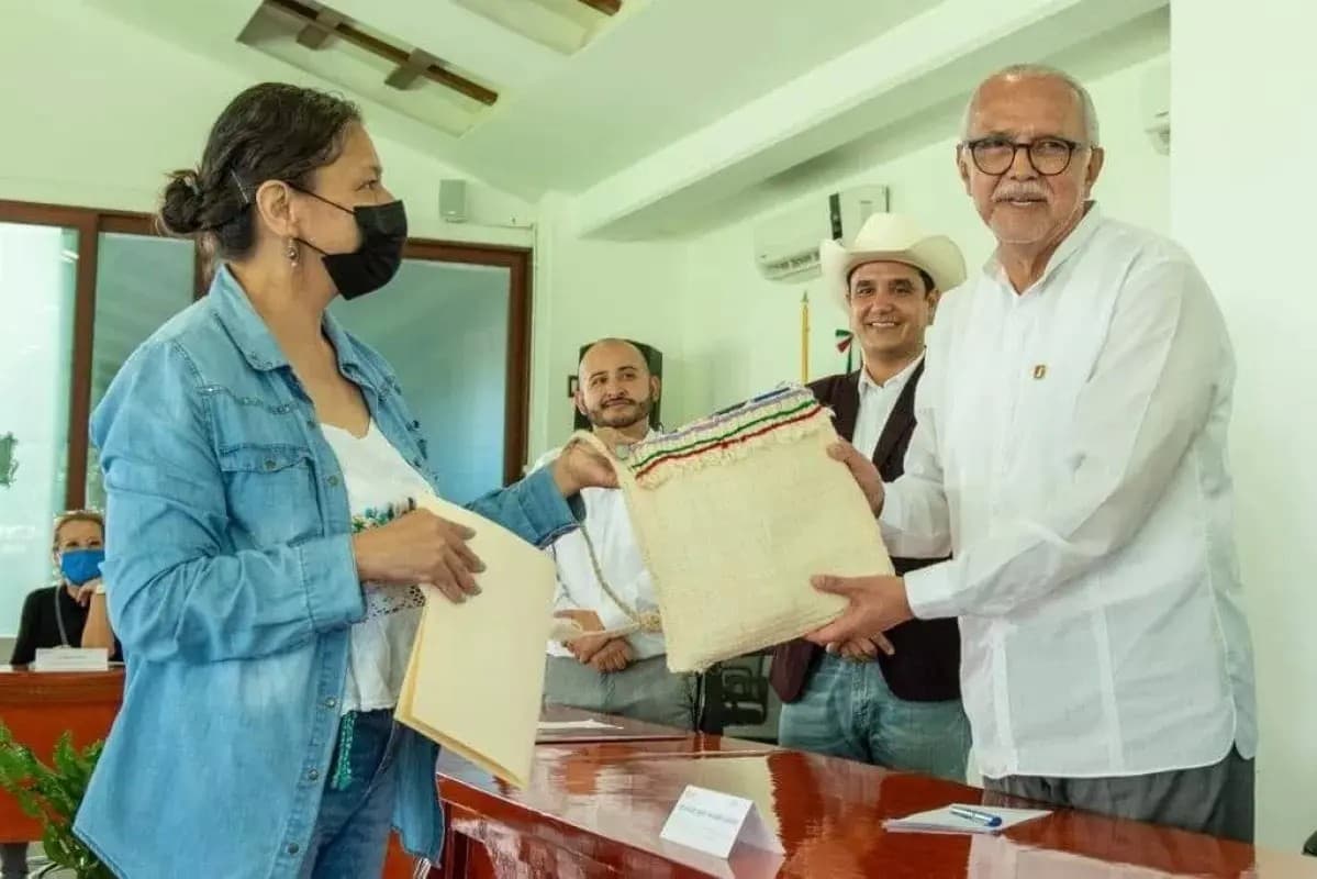 Compromiso ineludible la preservación de las raíces culturales y sociales