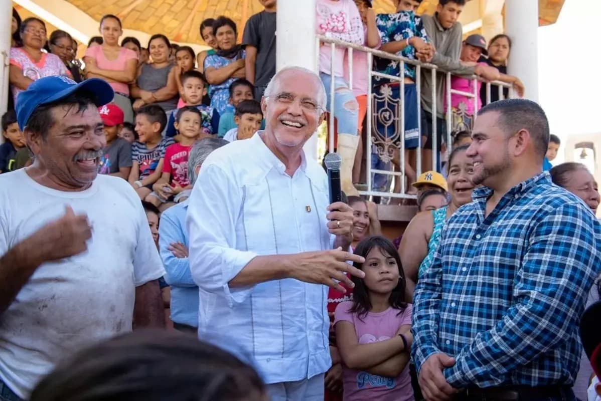\"La solidaridad de las instituciones federales, hacen que Nayarit salga más rápido de los daños que dejó Roslyn\": MANQ