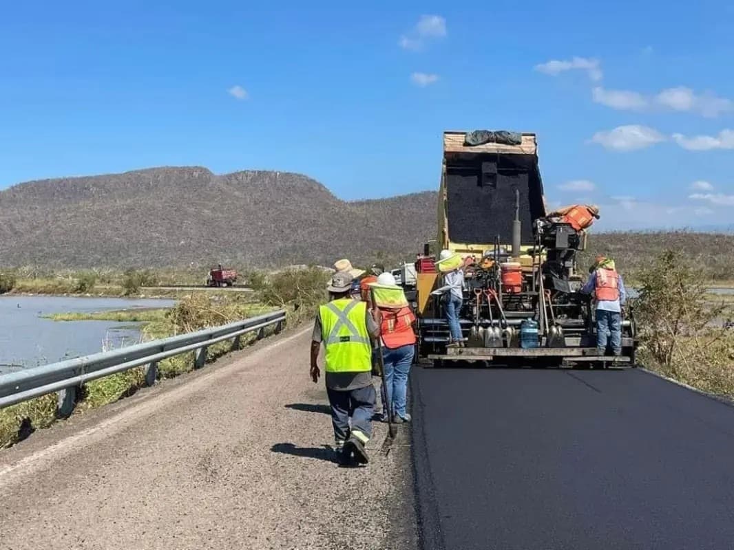 Avanza la reconstrucción de Nayarit tras el paso de Roslyn