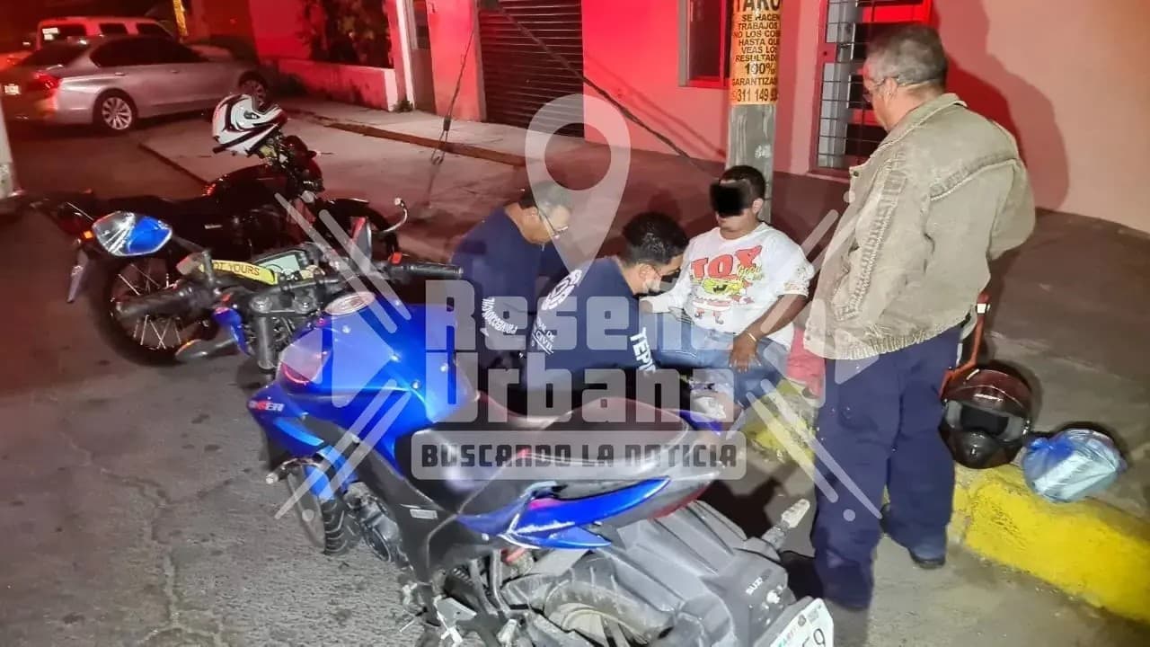 Vehículo fantasma impacta a motocicleta por av. Insurgentes