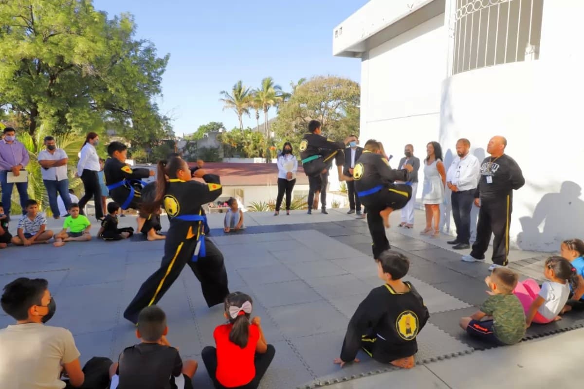 Respaldo total de DIF Nacional a familias nayaritas