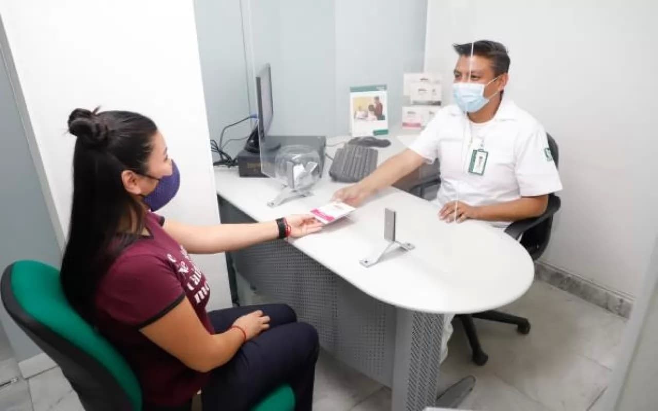 Desmiente IMSS solicitud de certificado de vacunación para consultas