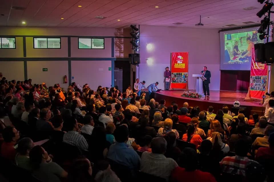 Exitoso 2do informe de resultados del regidor petista Jaime Cervantes