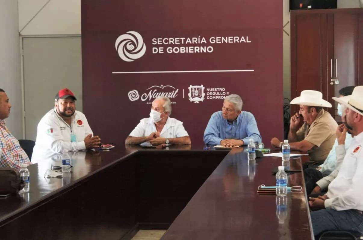 Garantizan seguridad a transportistas de obras del Canal Centenario