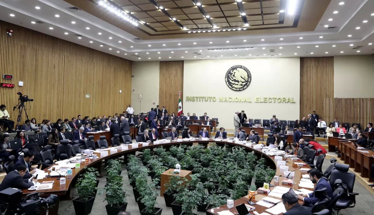 Cambia INE fecha para consulta de Revocación de Mandato