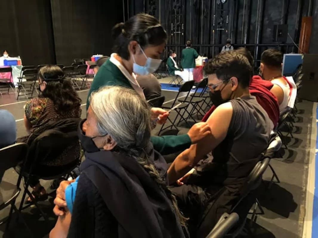 México recibió más de 2 millones de vacunas contra la COVID-19