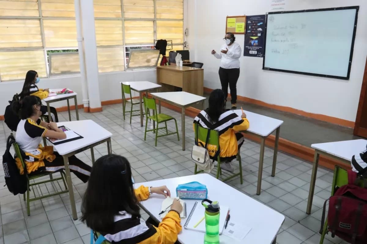 Suspenderán a escuelas que regresen a clases presenciales este viernes