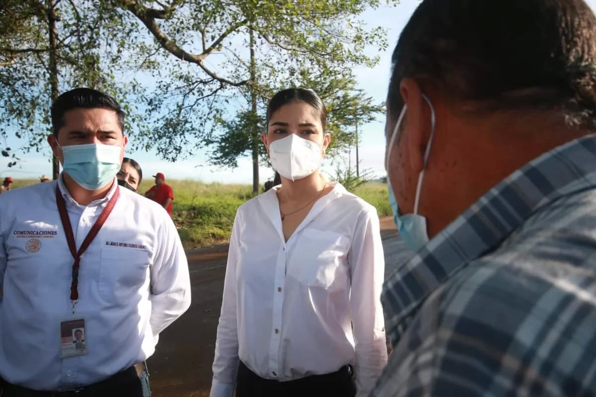 Presidenta Geraldine Ponce realiza gira desde temprano en la zona rural de Tepic