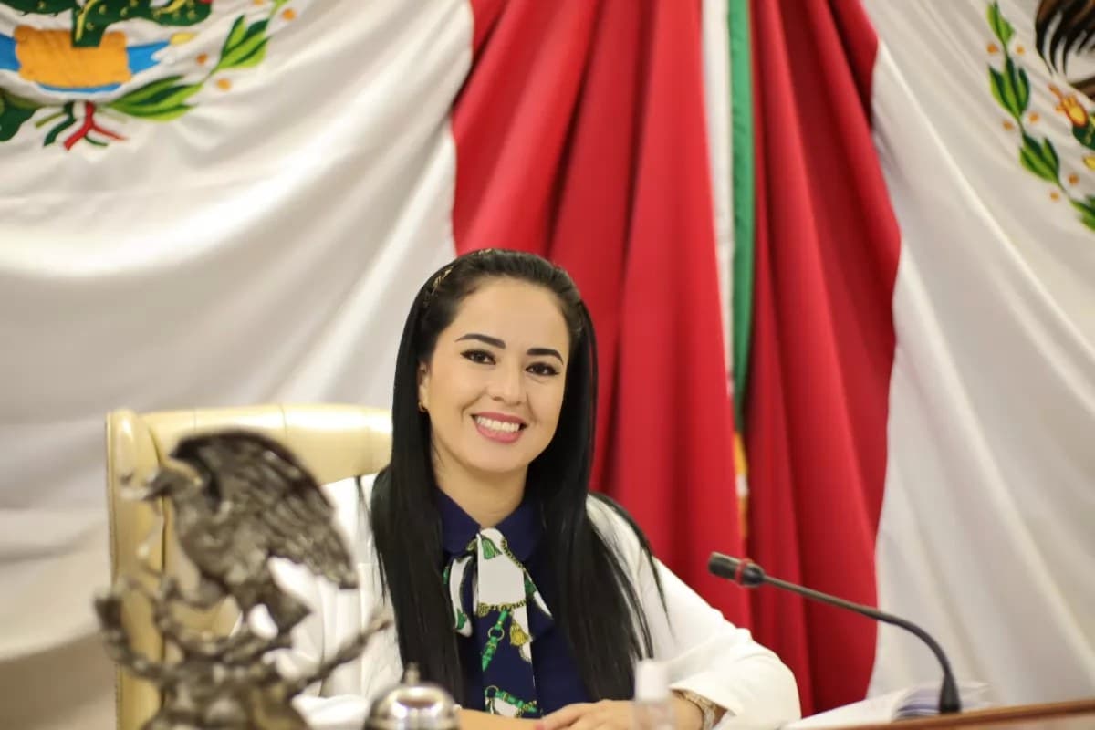 Mujeres presiden 17 de 30 comisiones legislativas