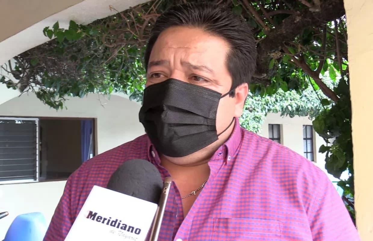 Los taxistas confiamos en la experiencia y perfil de Navarro Quintero: Arnoldo Valdez