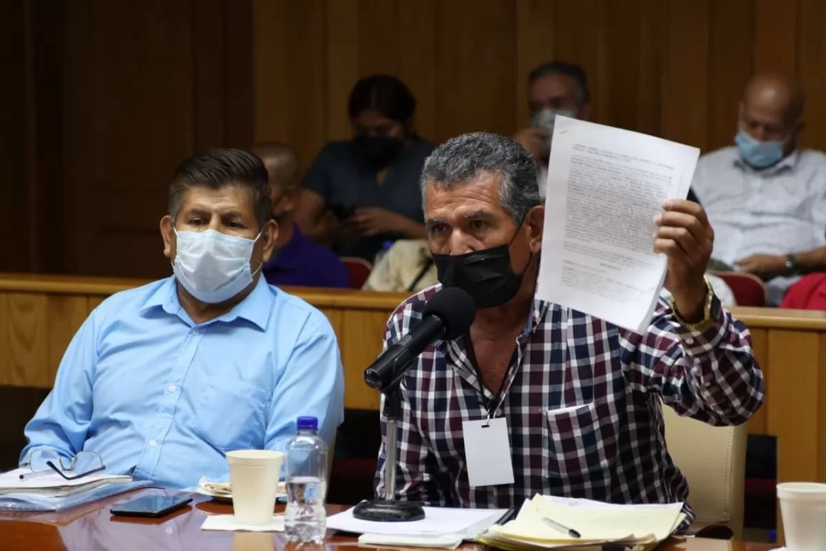 Escucha Congreso las exigencias de policías municipales