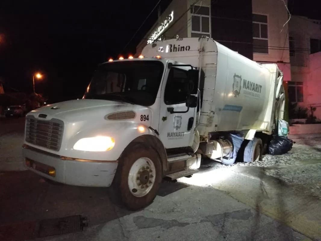 Complican baches y deslaves la recolección de basura en Tepic