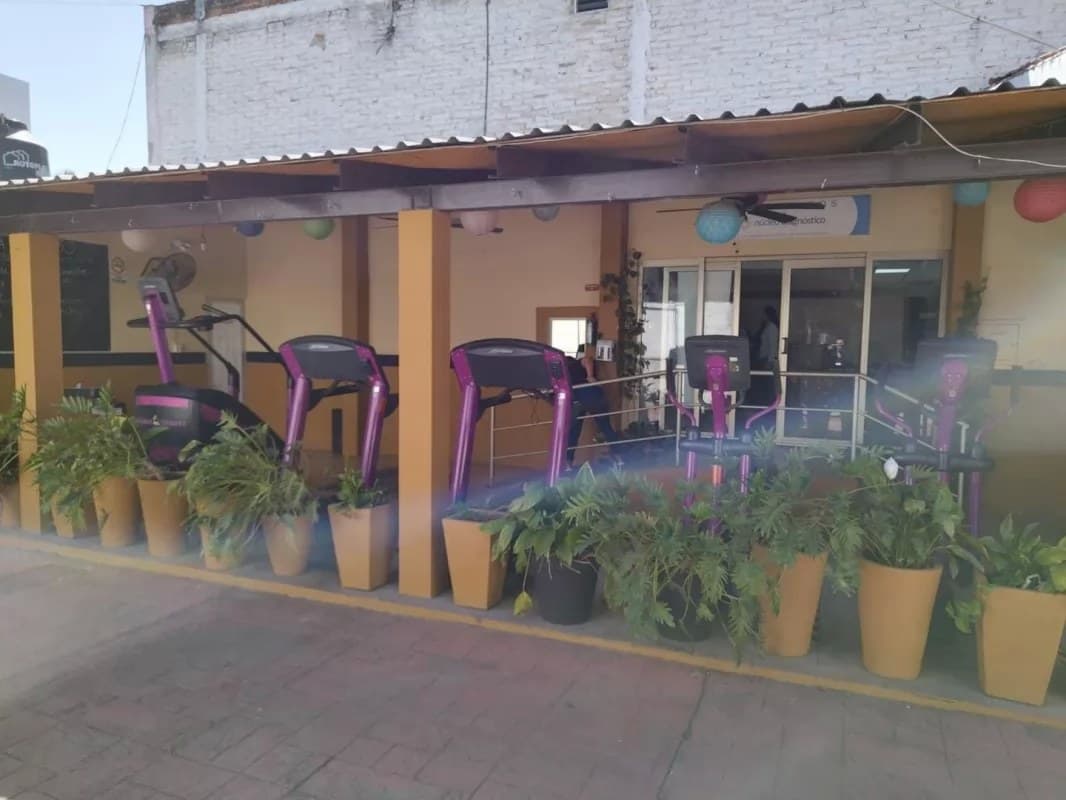 Clausuran gimnasio