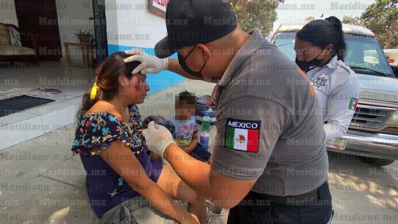 Atropellan a madre e hijo en la Magisterio de Puerto Vallarta